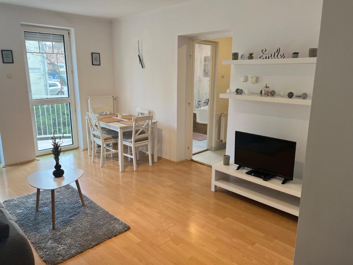 Belvarosi Apartman Eger Exterior photo